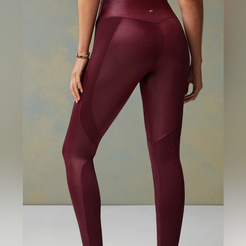 Fabletics Motion365+ Contour High-Waisted Legging